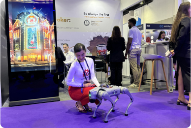 ����� �������� � �����-������ �� iFX EXPO Dubai 2025